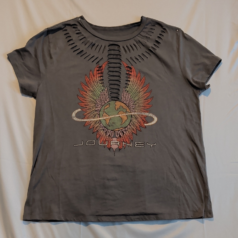 Vinyl Icons, Torrid size 0 Graphic Tee, Journey